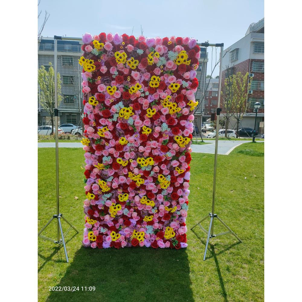 Flower Wall Panel - Panel de Pared de Flores Rojas